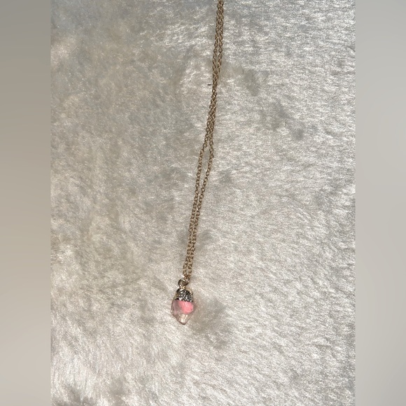 Jewelry box clearance: An assortment of bracelets and necklaces! - Picture 5 of 8